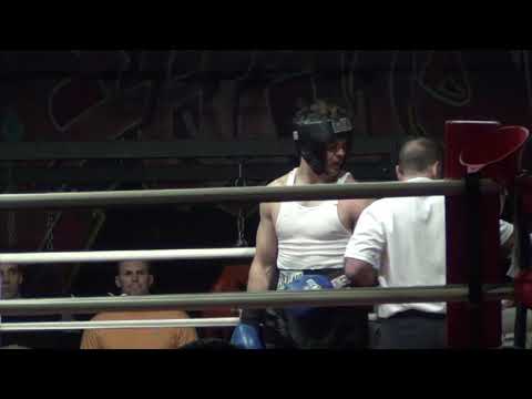 Round 1 Dan Gallien (White shirt) vs Adolfo Jimenez (black shirt) amateur fight at Bound 2/7/2020