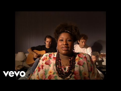 Un, deux, trois (Live) (Clip officiel)