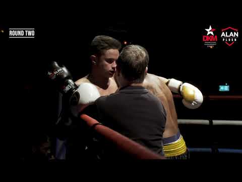 Round 11 - Fight 20   Romaine Jumah vs Pat Nash