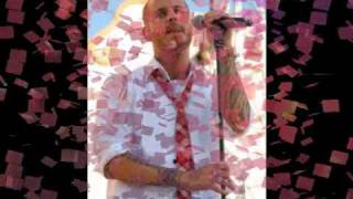 M.POKORA _ ELLE VEUT JOUER et MR &amp; MRS SMITH