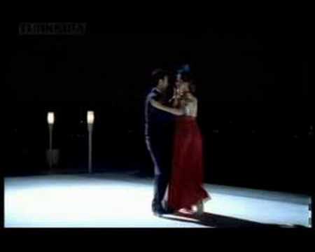 Petek Dinçöz ft Kutsi - Doğum Günü [Offical Clip]