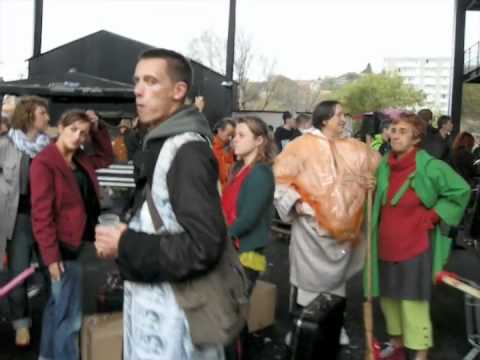 Generik Vapeur Le Grand Emmenagement Marseille October 10th 2010