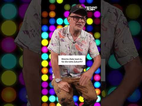 Zehn schnelle Fragen und Antworten mit dem deutschen DJ Urgestein WESTBAM. #rtlplus #TechnoRush