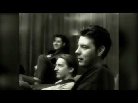 執事藍 - 局外人 (官方視頻) (Deacon Blue - The Outsiders (Official Video))