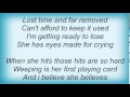 L7 - She Has Eyes Lyrics