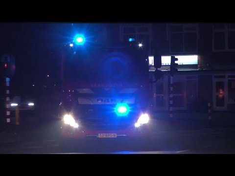 [Grote Brand/peleton] veel Brandweer met spoed naar een woningbrand Jan Gijzenkade in Haarlem