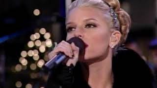 Jessica Simpson - What Child Is This (Live @ Christmas In Rockefeller Center) (2004/11/30) [HQ]