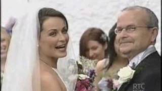 Download lagu The Corrs- Sharon's Wedding 2001 mp3