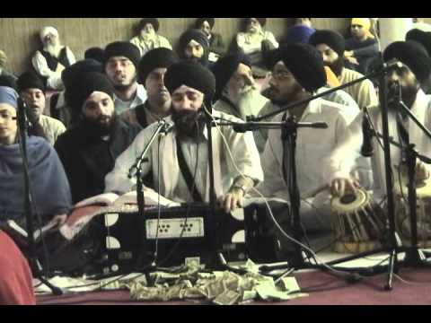 Bhai Talwinder Singh Jee (Toronto) - Raensabaayee Keertan, Carteret NJ December 23 April 2005
