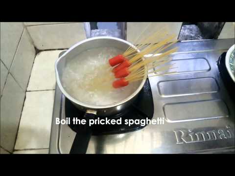 Happy Kitchen -- Beef Sausage Spaghetti with Bolognese Sauce