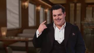 Murder on the Orient Express || Josh Gad - "Hector MacQueen" Soundbite || #SocialNews.XYZ