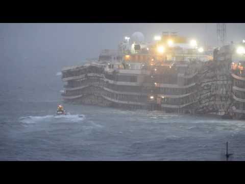 Isola del Giglio - Mareggiata 30 Gennnaio 2014 - Costa Concordia - aut. timrover1