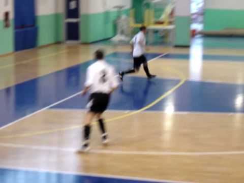 Real Cornaredo - San Lorenzo SanVi 2-1 (il 2 a 0 di Scandaliato del Real Cornaredo)