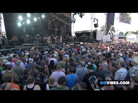 Tedeschi Trucks Band performs 