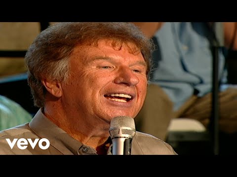 Bill & Gloria Gaither - Go Ask [Live] ft. Wesley Pritchard