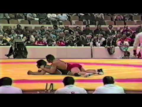1986 Senior World Championships: 62 kg Bronze Avirmedin Enkhee (MGL) vs. Kazuhito Sakae (JPN)