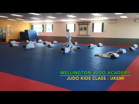 JUDO BREAKFALLS class