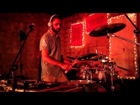 Fuzzy Logic LIVE at Kitsch Mandi 2016