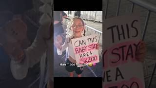 Download lagu Han gave this girl his baby quokka 🥹💞 #straykids mp3