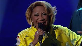 Patti LaBelle - &quot;Coming Out Of The Dark&quot; (Live in tribute to Gloria Estefan)