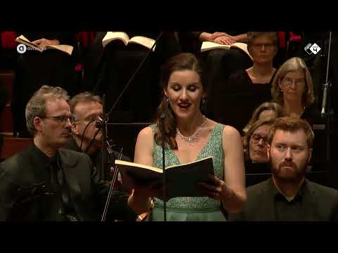 Elsa Benoit - Die Schöpfung/The Creation - Haydn: "Und Gott Sprach - Nun beut die Flur"