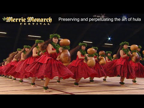 Hula Kahiko (Wahine Division) 2015