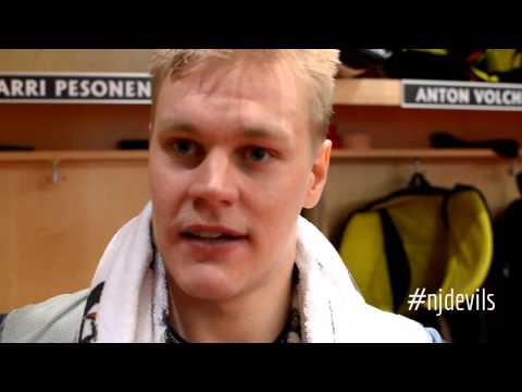 Pesonen makes NHL debut