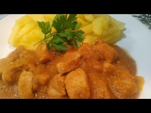 Taquitos de carne de cerdo en salsa