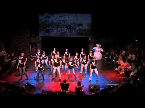 VS 2014 - 26  TAI FUN RODIČE STŘÍŽKOV    DANCERS 4 YOU