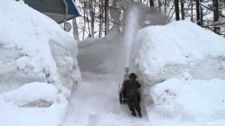 preview picture of video 'Niseko Hokkaido Japan Snow Removal'