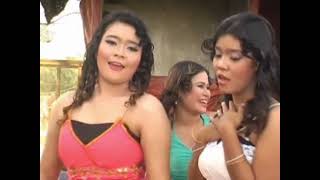 Download lagu Ain, Elyani, Elyana & Erma - Bilo Doh Saye mp3