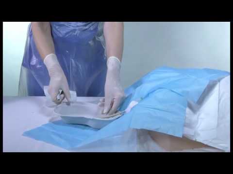 How to flush a urinary catheter