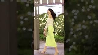 Hàng này phải 2 bàn tay mới vừa