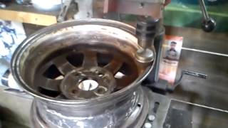 preview picture of video 'Homemade automatic polishing wheels , before painting'