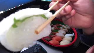 お寿司を食べる。