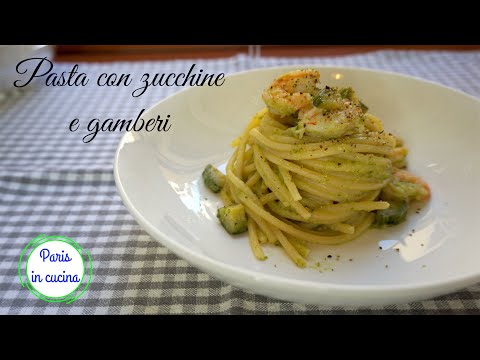 Pasta with zucchini and shrimp