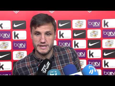 Mikel Balenziaga, Carlos Gurpegui y Óscar de Marcos tras Athletic 2 - Las Palmas 2