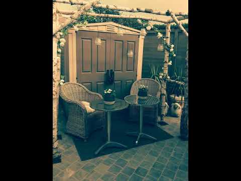 download lagu mp3 mp4 Knokke Heist Bb, download lagu Knokke Heist Bb gratis, unduh video klip Knokke Heist Bb