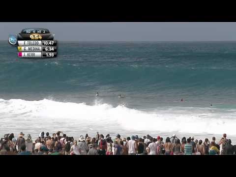 Kerr vs Toledo vs Medina - 2014 Billabong Pipe Masters - Round Four, Heat 2