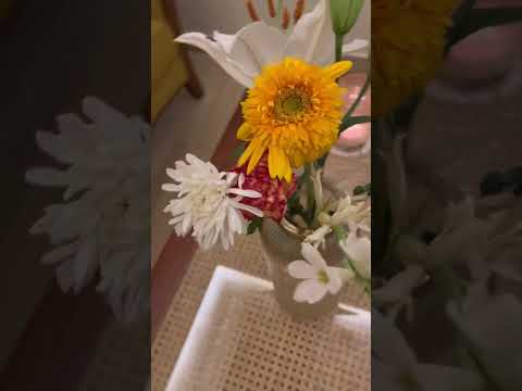 “Light of diyas, fragrance of flowers — pure festive bliss.” 🪔🌼