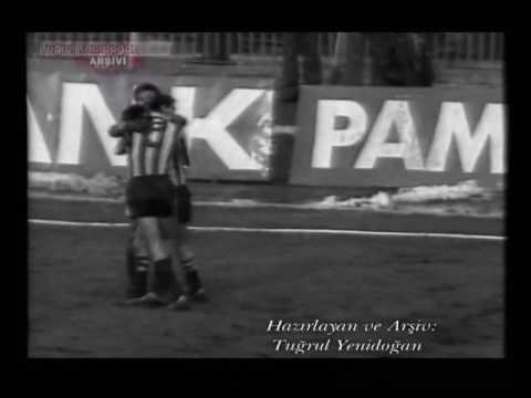 Golleriyle Necdet Ergün