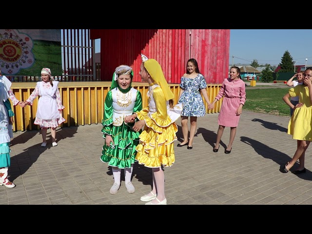Фестиваль традиционных игр народов Татарстана "Әйлән-бәйлән" («Праздничный круг»)