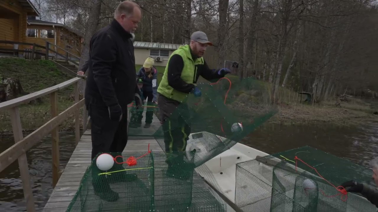 Katso video: Salmijärven kartoitustyötä