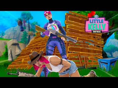 related videos 16 49 little kelly tries to kill calamity fortnite short - little lizard fortnite shorts
