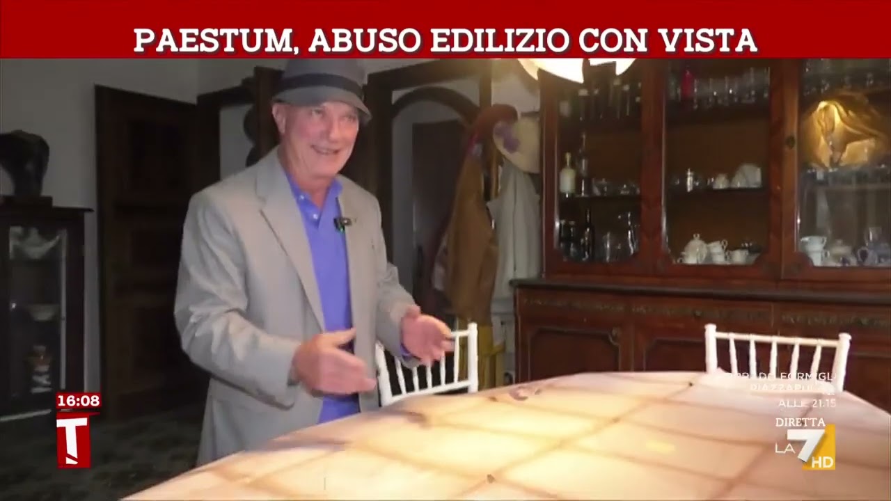 Paestum, abuso edilizio con vista