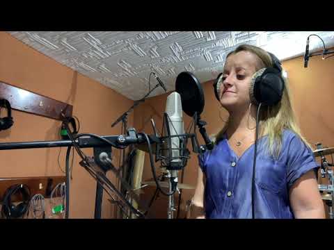 Enregistrement du premier titre de TIYA  - " L'amour un jour" #Studiosonj #Tiya