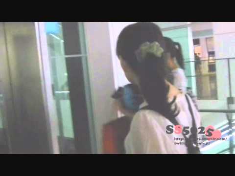 【Fancam】110823 L arrived at Japan Haneda airport