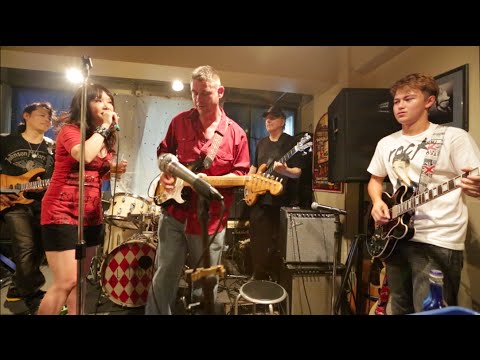 Jam Session (With Mari Kawaguchi) @ Toppers Bar -- (Mari enters at 9:29)