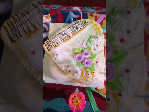 🎂💐👏Happy birthday divya bharti 11th👏👑 💐