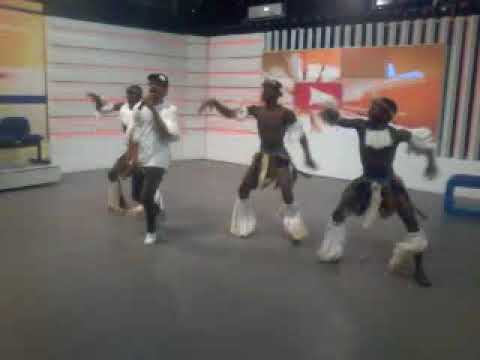 Tsotsi Nigga Feat. Os Negros Dance Moz-STV
